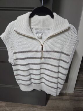 Rachel Zoe Cream and Taupe Half-Zip Ribbed Sweater Vest